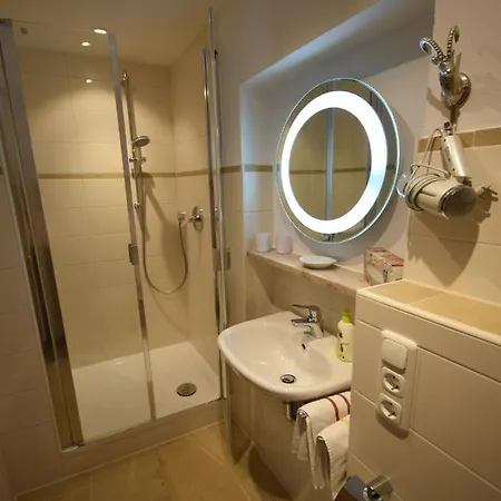 Gamsei Apartment *